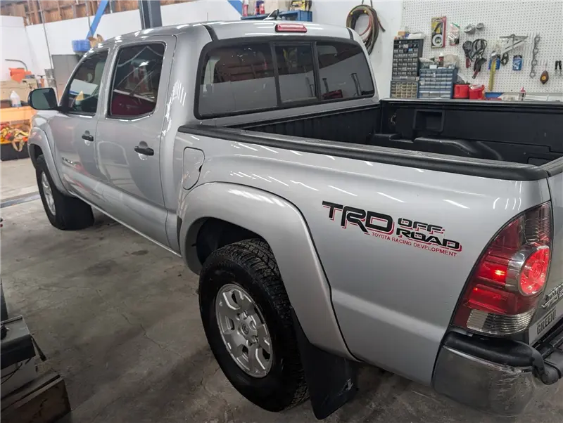 2012 Toyota Tacoma Double Cab TRD Off-Road photo 6