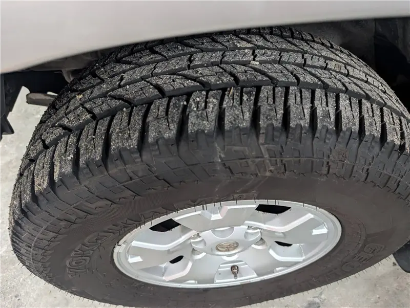 2012 Toyota Tacoma Double Cab TRD Off-Road photo 17