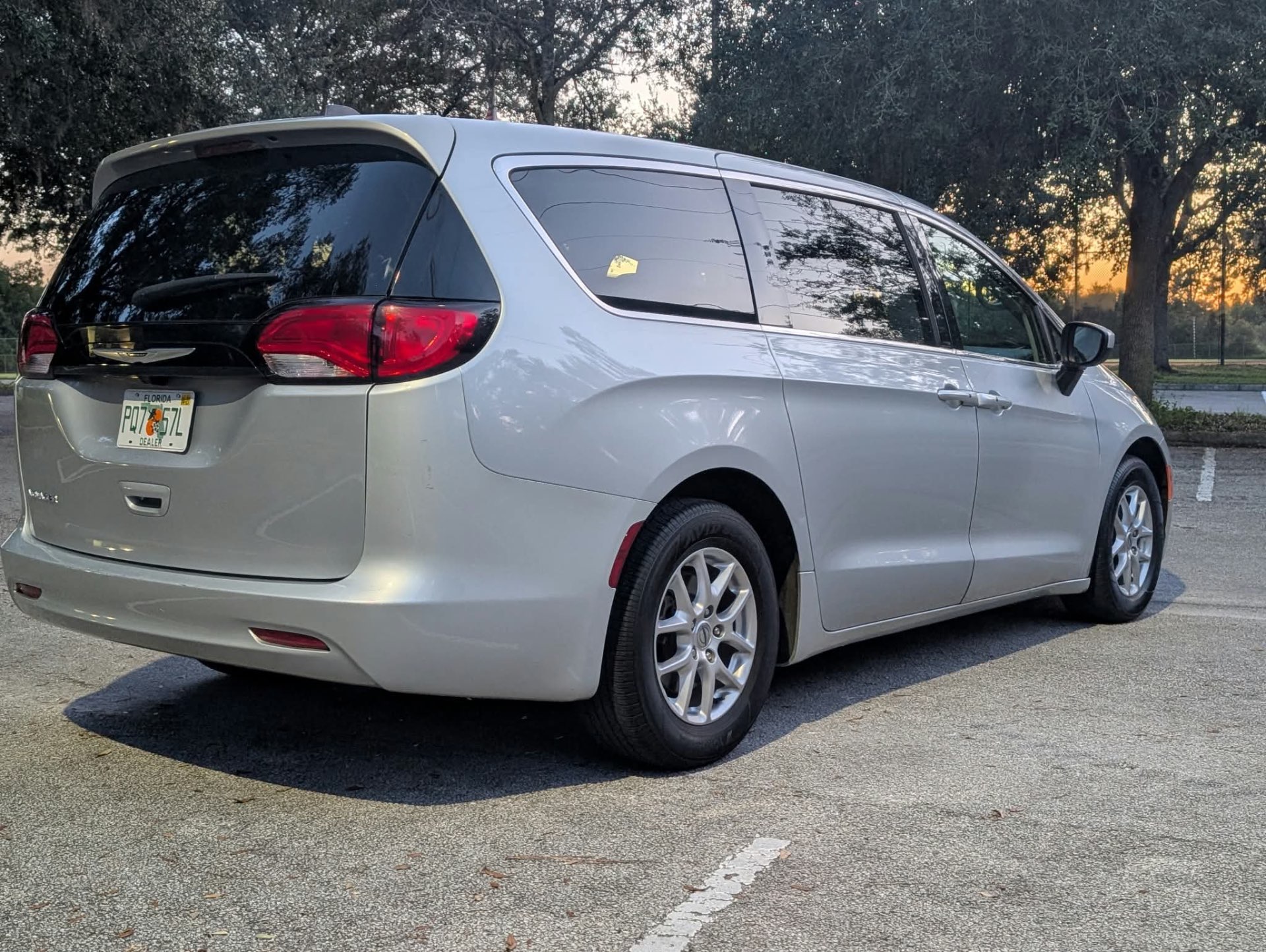 2023 Chrysler Voyager LX photo 6